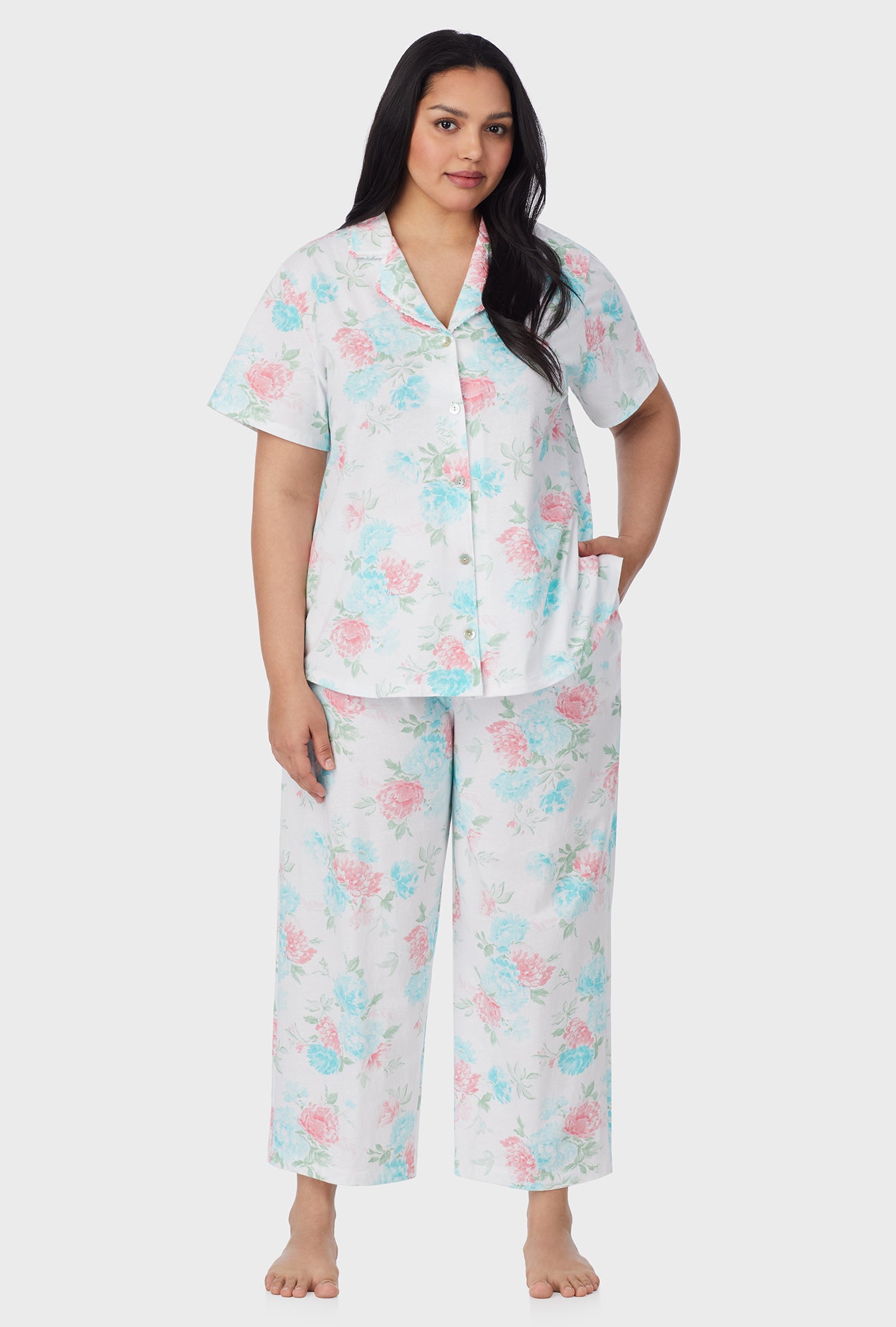 A lady wearing Precious Peony Cotton Capri plus Pajama Set