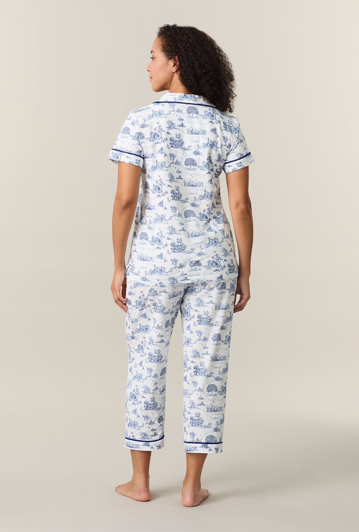 A lady wearing White Countryside Cotton Capri Pajama Set