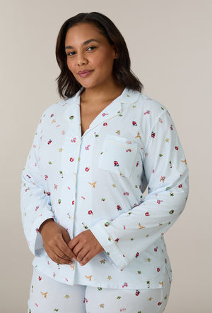 A lady wearing plus size Holiday Keepsakes Cotton Long Pajama Set closer look