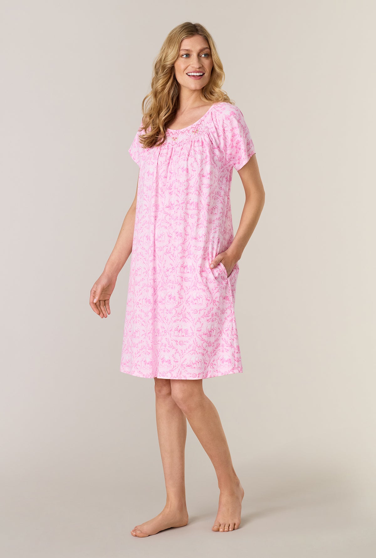 A lady wearing Fairytale Toile Short Sleeve Cotton Short Nightgown looking right