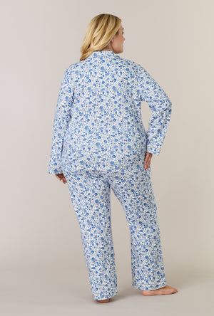 A lady wearing plus size Twilight Paisley Cotton Interlock Long Pajama Set back view