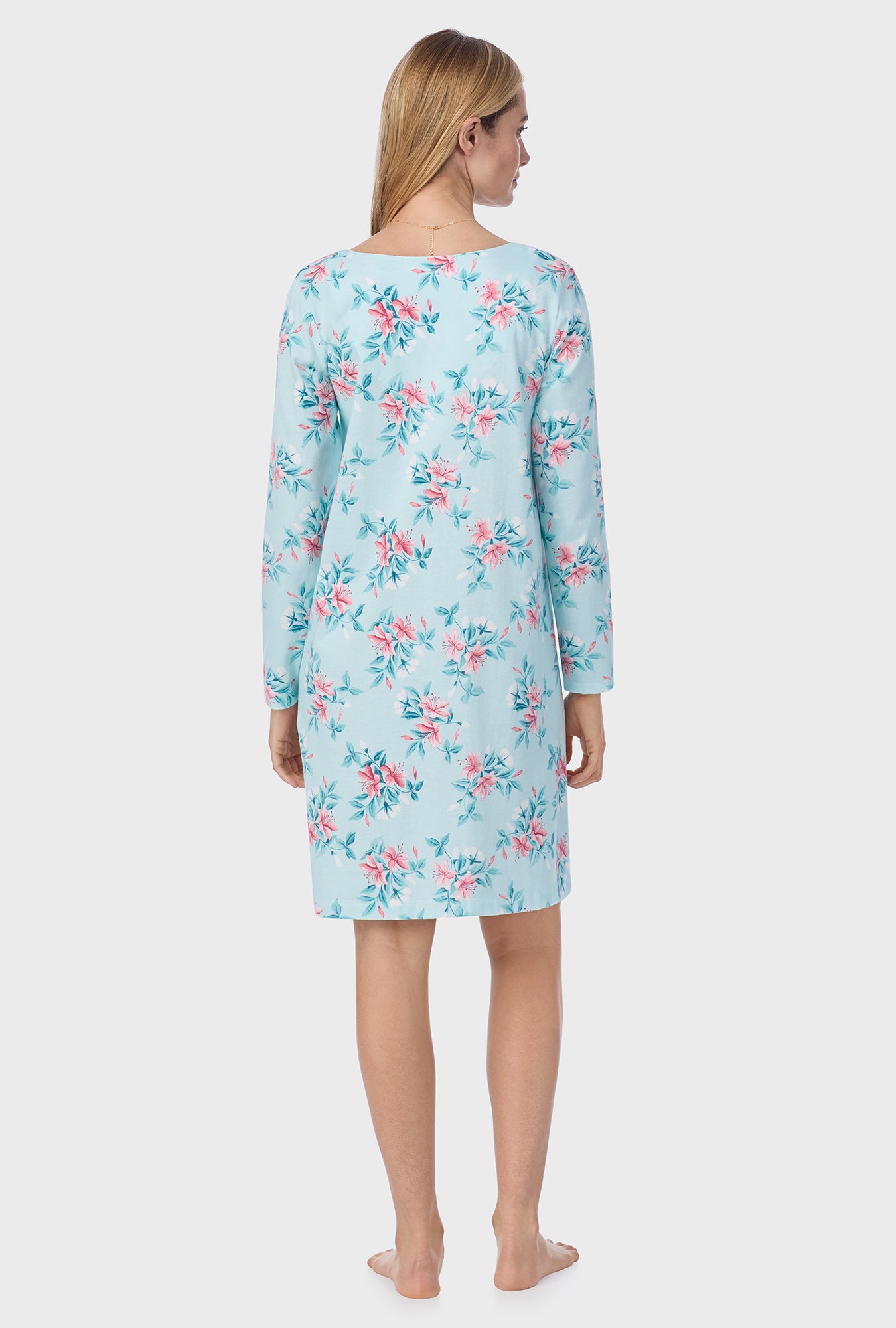 A lady wearing Blooming Lily Cotton Short Nightgown