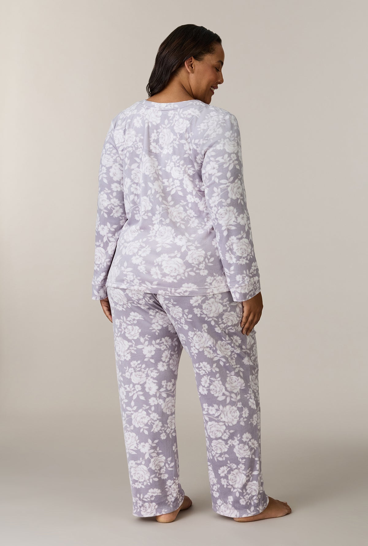 A lady wearing plus size Winter Bouquet Stretch Velour Notch Collar Long Pajama Set back view side