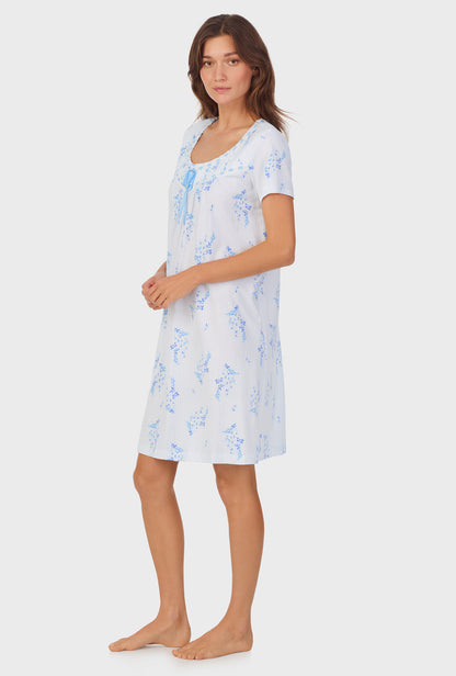 A lady wearing Floral Stripe Cotton Short Nightgown