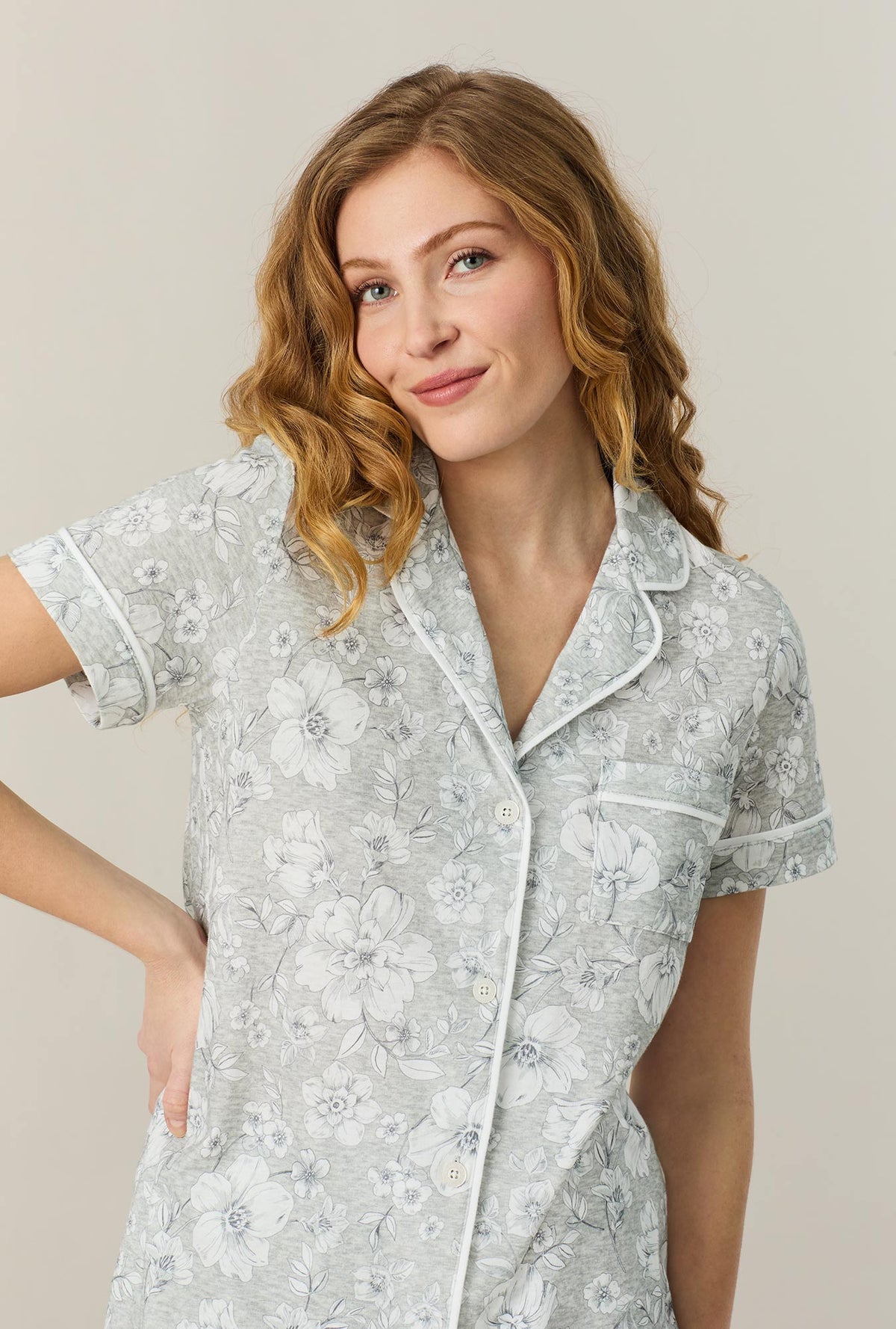 A lady wearing Grey Heather Floral Cotton Capri Pajama Set closer look