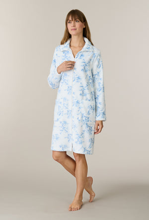A lady wearing Winter Blue Floral Chenille Short Zip Robe