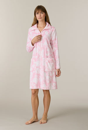 A lady wearing Pink Peonies Chenille Short Zip Robe looking up