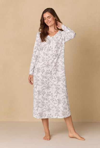 A lady wearing Grey Toile Cotton Ballet Nightgown
