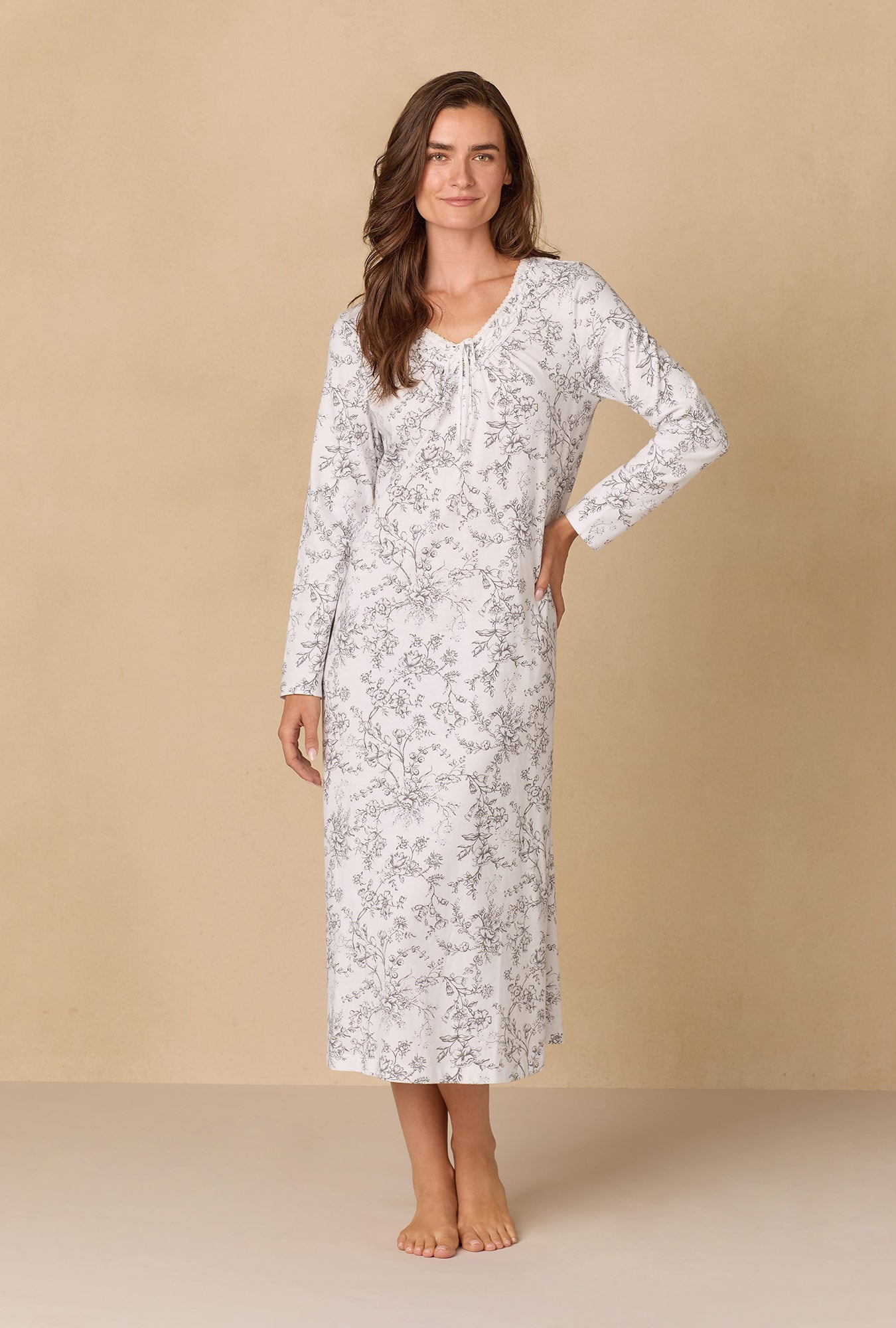 A lady wearing Grey Toile Cotton Ballet Nightgown