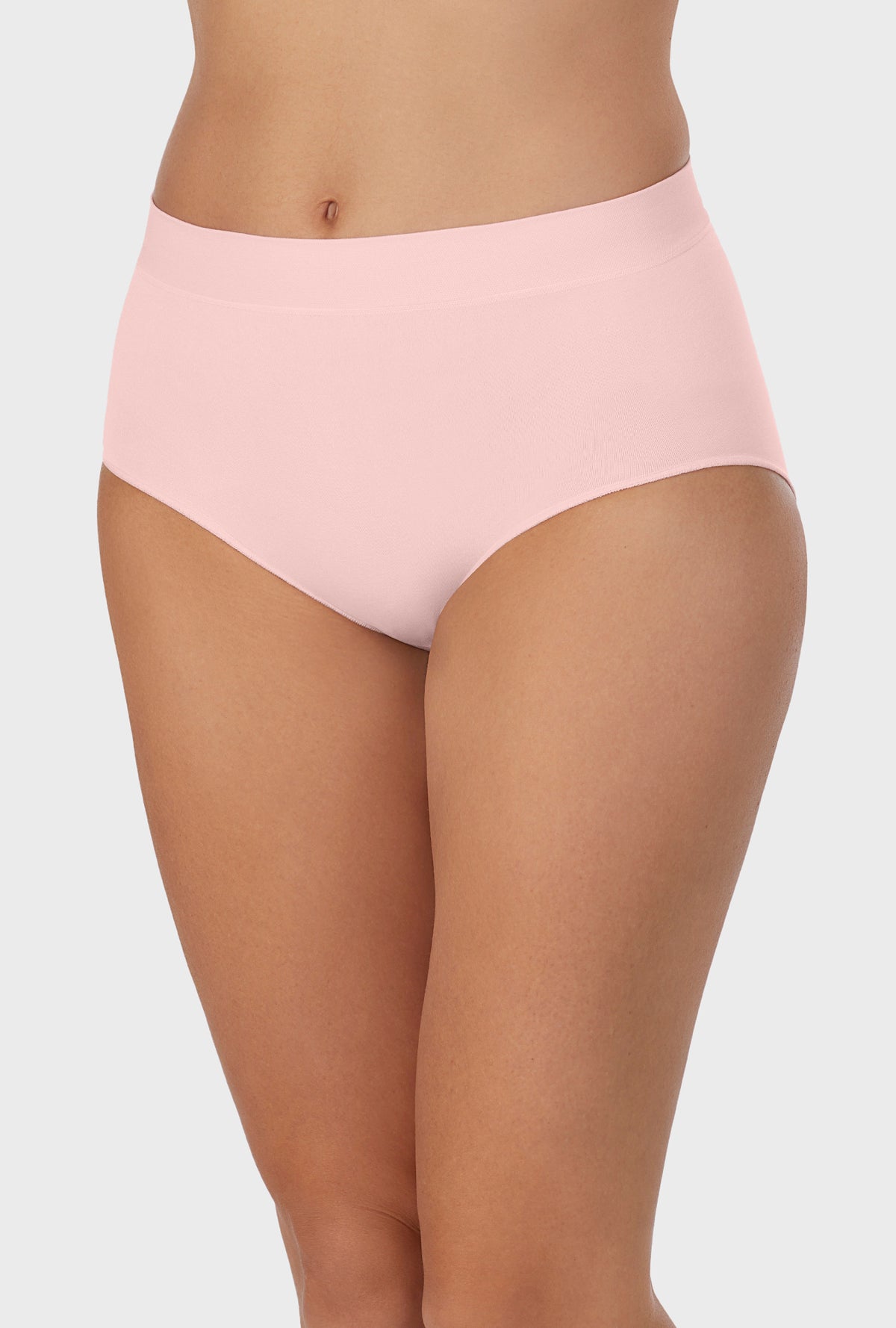 A lady wearing 5pk Seamless Brief 