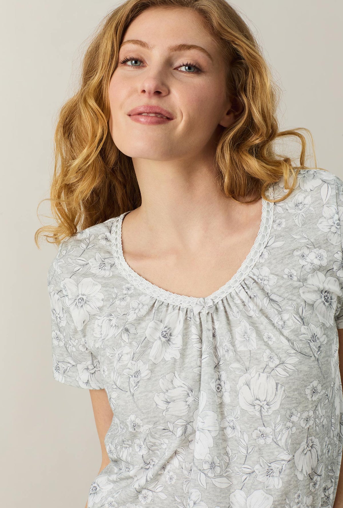 A lady wearing Grey Heather Floral Short Sleeve Cotton Short Nightgown closer look