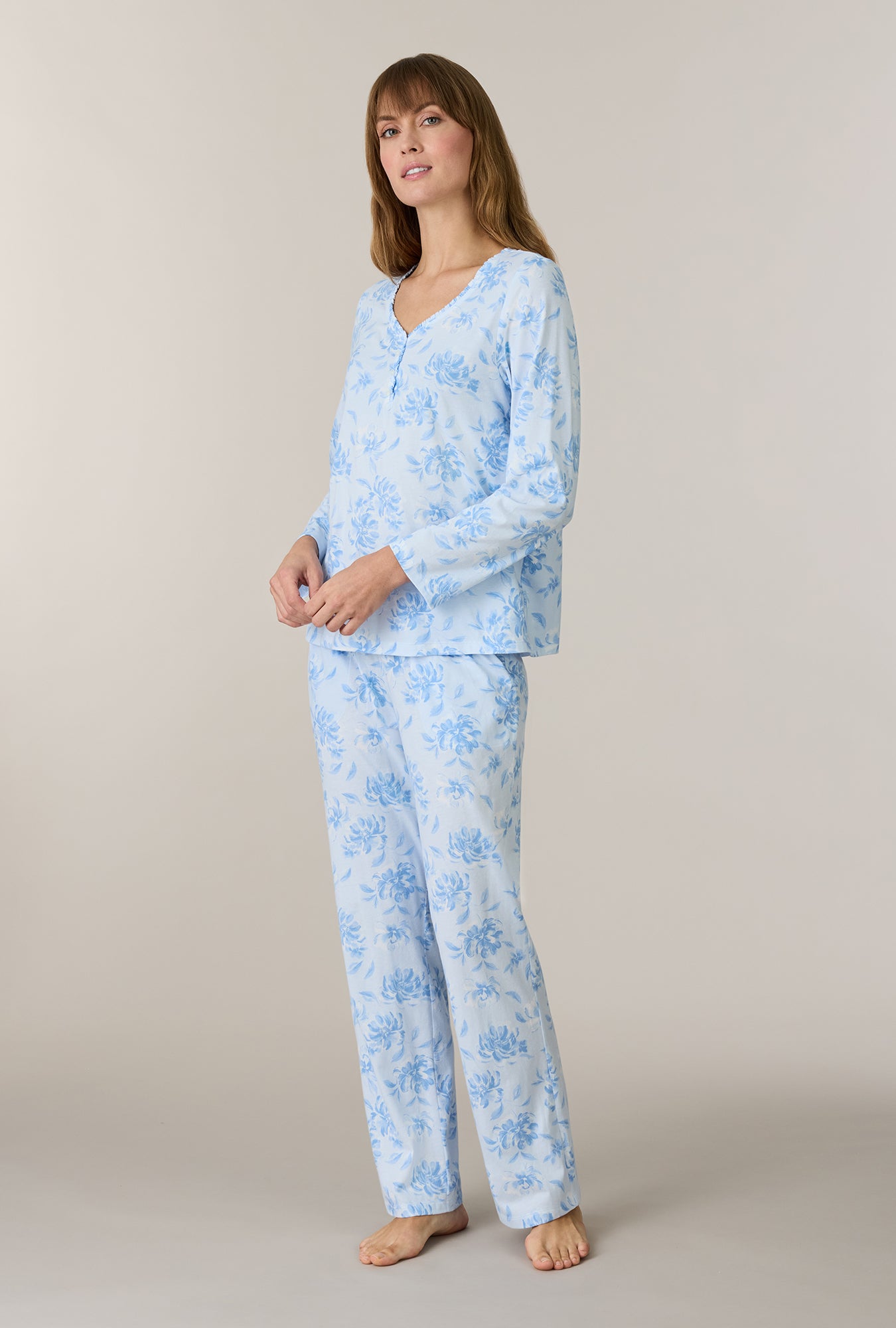 A lady wearing Garden Mist Cotton Long Pajama Set