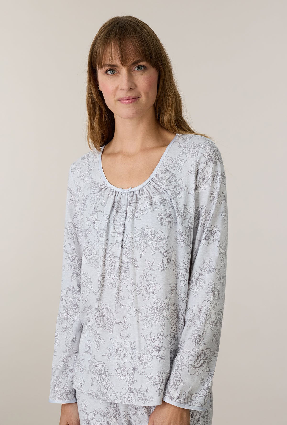 A lady wearing Whisper Garden Cotton Long Pajama Set closer look
