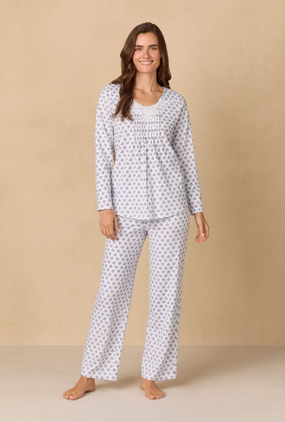 A lady wearing Blue Medallion Cotton Knit Long Pajama