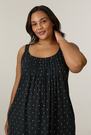 A lady wearing plus size Midnight Hearts Cotton Long Chemise closer look