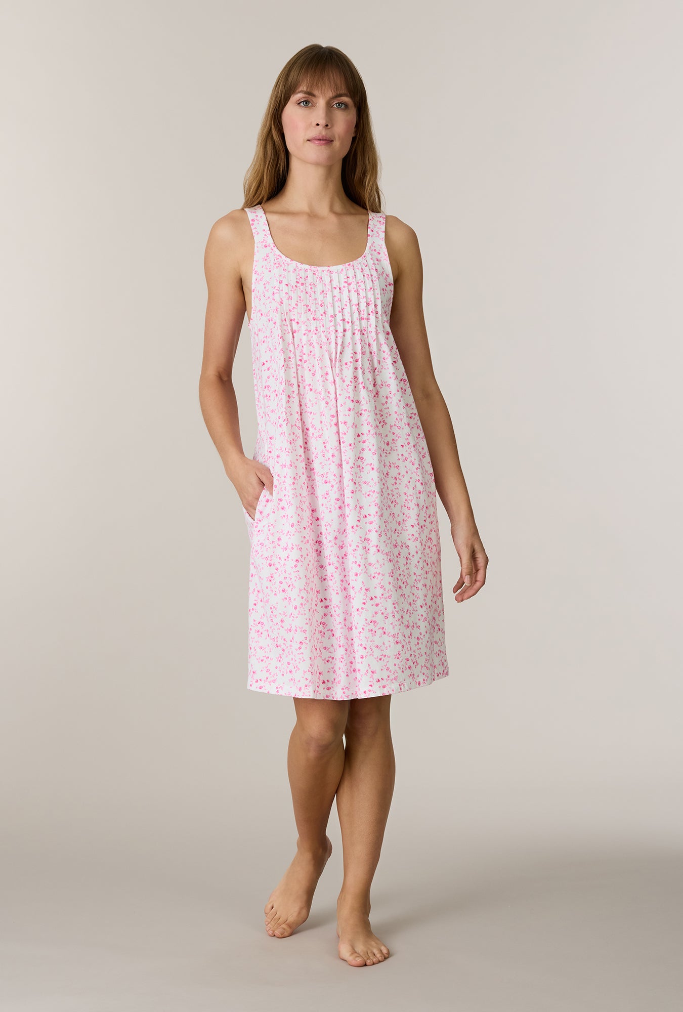 A lady wearing Sweet Rosebuds Cotton Short Chemise looking front