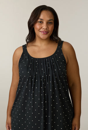 A lady wearing plus size Midnight Hearts Cotton Short Chemise closer look