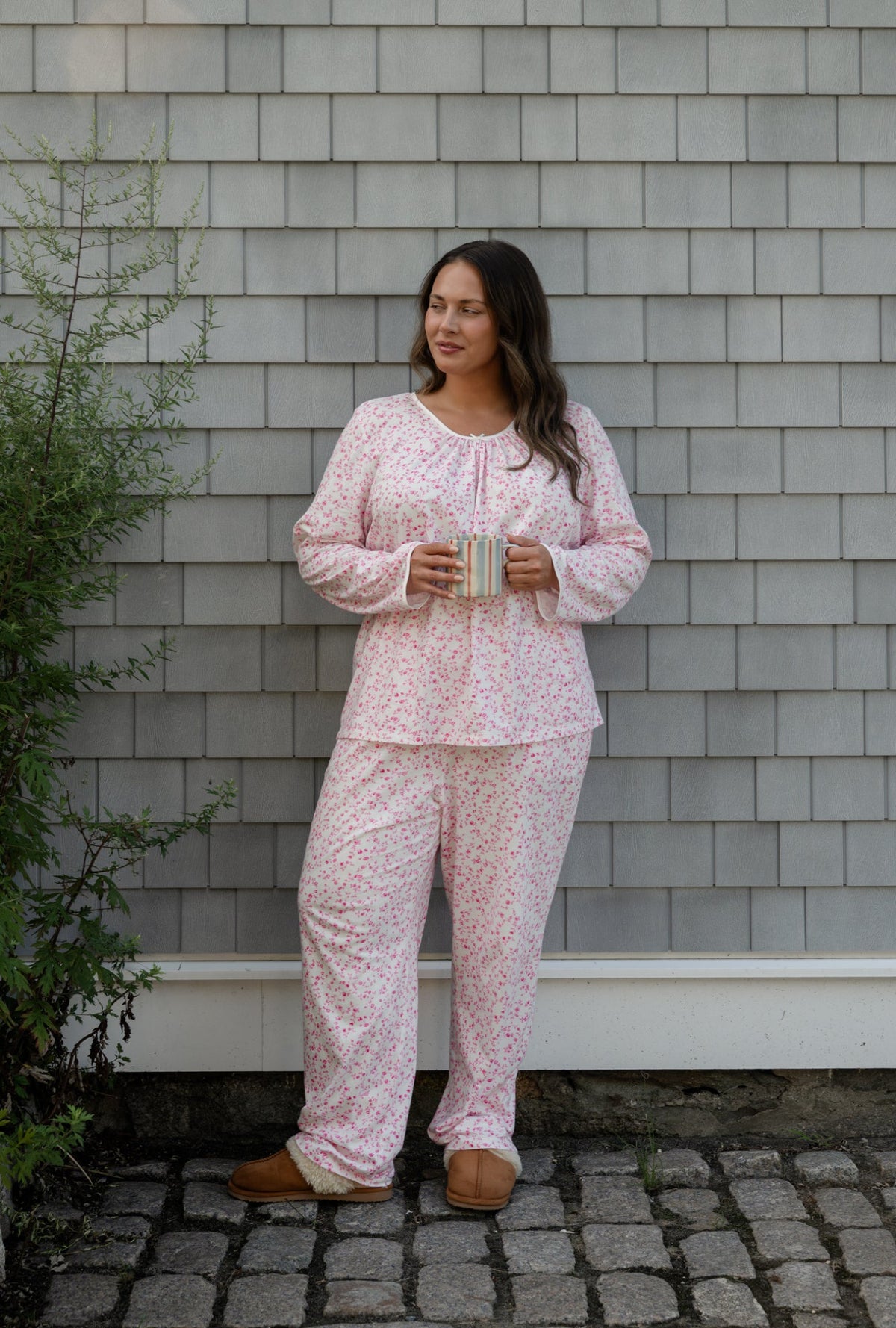 Sweet Rosebuds Cotton Long Pajama Set