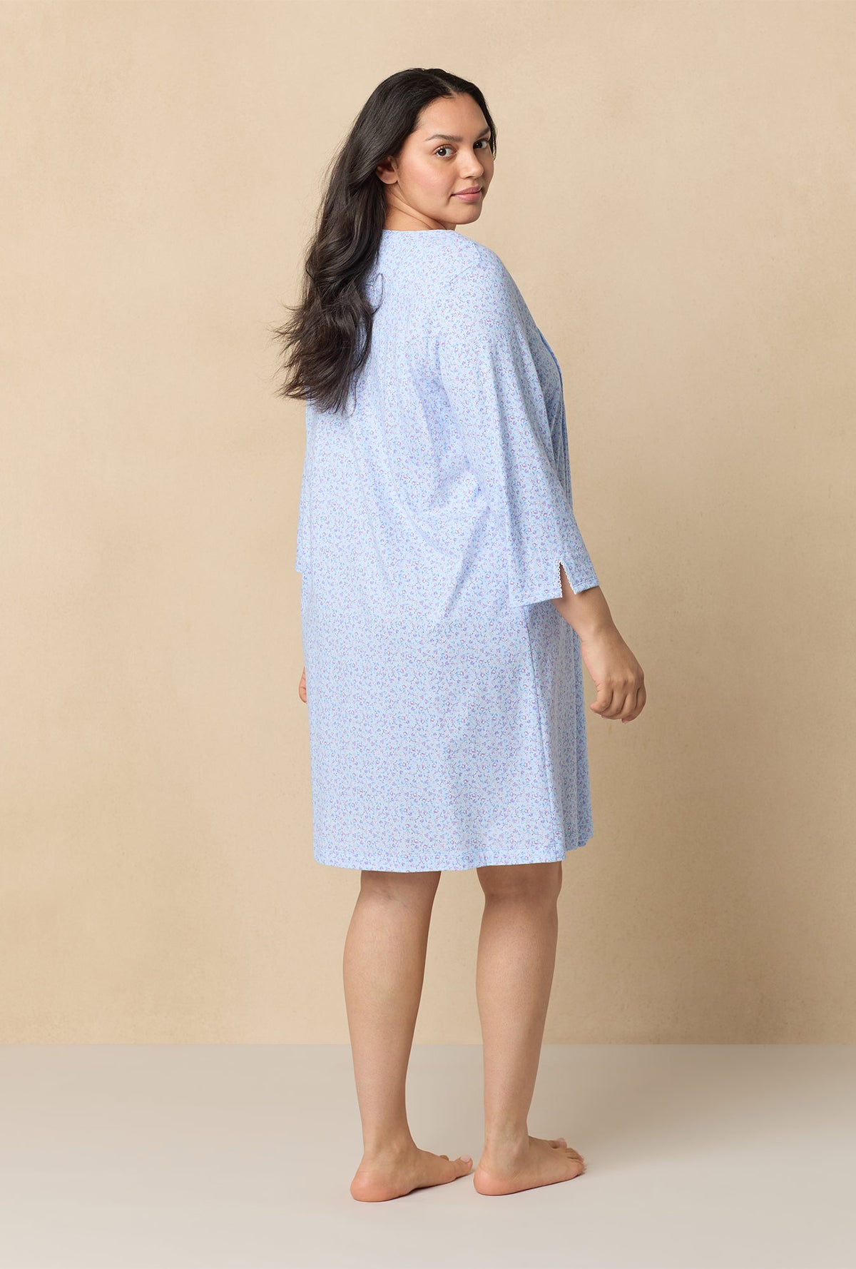 A lady wearing Dreamy Ditsy 3/4 Sleeve Cotton Short Nightgown